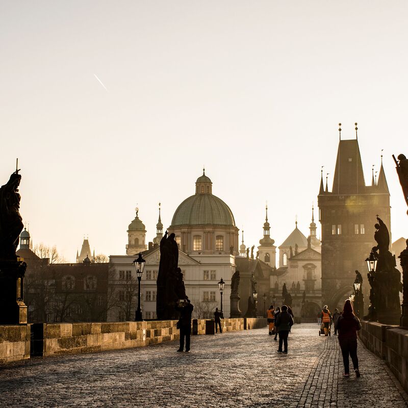 EUROPEAN DISCOVERIES:
Cobblestones & Castles